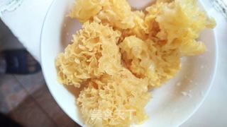 冰糖炖红枣银耳的做法步骤：1