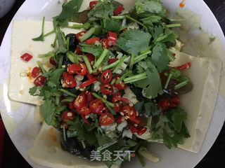 松花蛋拌豆腐的做法步骤：4