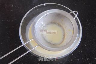 牛奶炖蛋的做法步骤:3