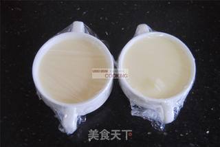 牛奶炖蛋的做法步骤:4