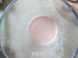 芭乐奶昔的做法步骤:4