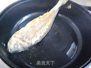 酱焖黄花鱼的做法步骤:3
