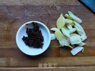 酱焖黄花鱼的做法步骤:5