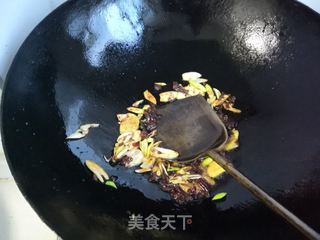 酱焖黄花鱼的做法步骤:8