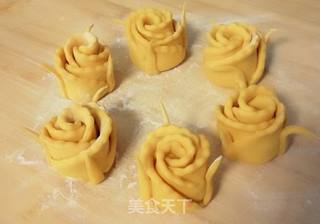 南瓜黄玫瑰的做法步骤:18
