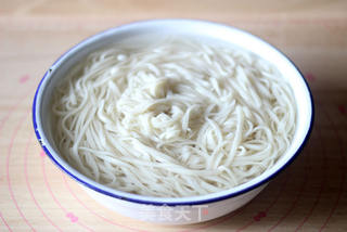 青椒肉丝面的做法步骤:5