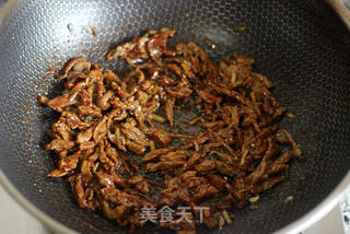 青椒肉丝面的做法步骤:7