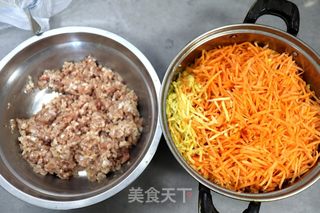 猪肉胡萝卜馅饼的做法步骤：4