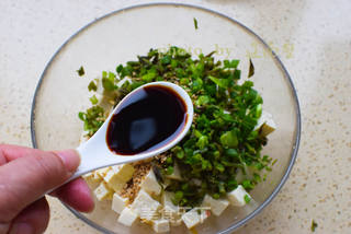 香椿拌豆腐的做法步骤:7