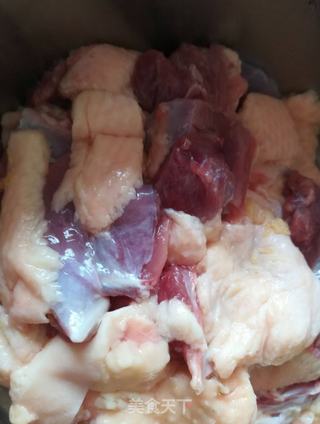 鸭肉饭的做法步骤：1