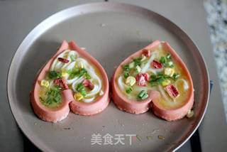 爱心火腿肠煎面的做法步骤:9