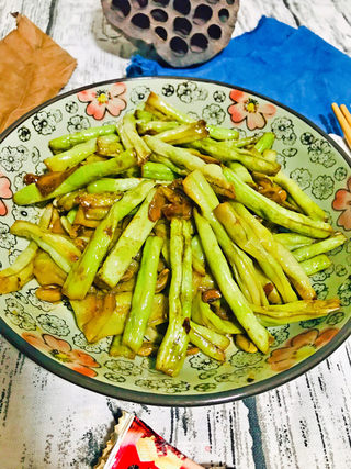 焖烧白豆角的做法步骤:6