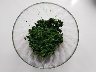 草头春卷的做法步骤:3
