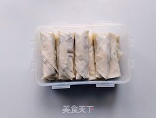 草头春卷的做法步骤：7