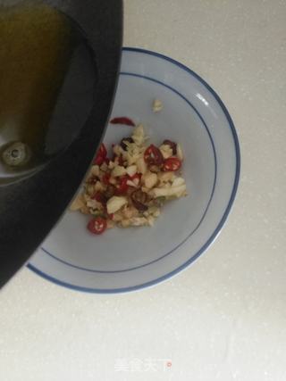 “凉菜”爽口开胃凉菜：金针菇胡萝卜拌青笋的做法步骤：5