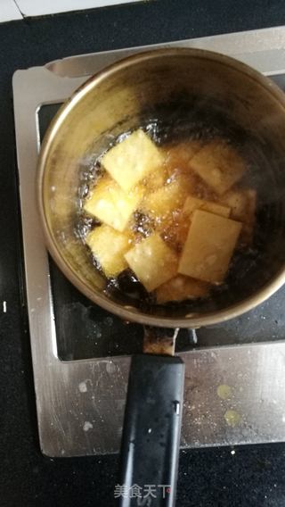 卤煮豆腐干配手擀面的做法步骤:3