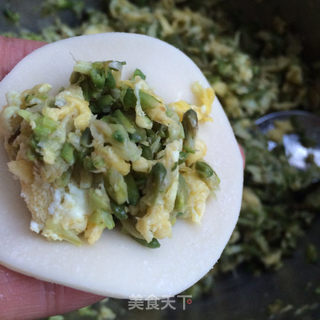 槐花鸡蛋饺子的做法步骤:6