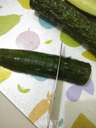 茄汁黄瓜肉丸的做法步骤:4