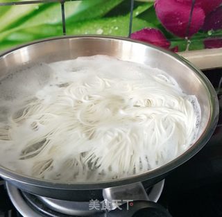 爽口凉拌面的做法步骤:5