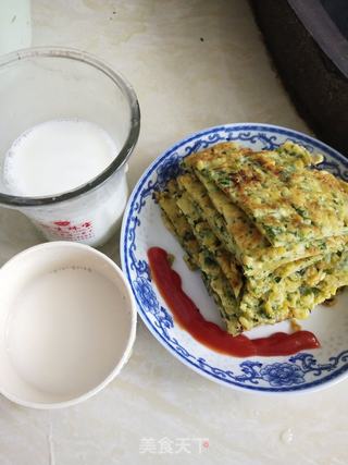 菠菜鸡蛋饼的做法步骤:10