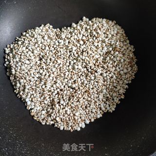 炒薏米泡水—祛湿美白排毒妙方的做法步骤:3