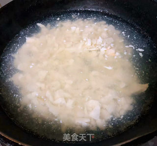 秋葵香肠豆腐羹的做法步骤:3
