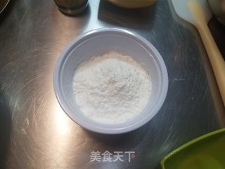 拉花纸杯蛋糕的做法步骤:3
