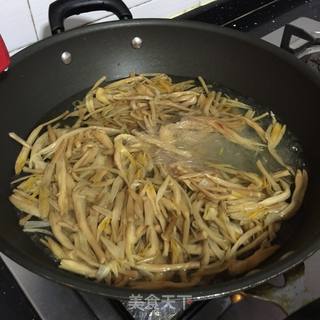 凉拌黄花菜的做法步骤:6