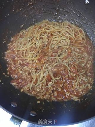 番茄肉酱意大利面的做法步骤:11