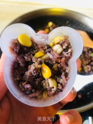 五彩饭团的做法步骤:8