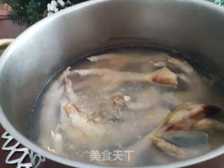 泰式无骨酸辣凤爪的做法步骤：1