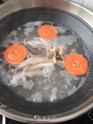 葱香豉油鱿鱼腿的做法步骤:4