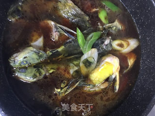 昂刺鱼蚕豆瓣烧豆腐的做法步骤：5