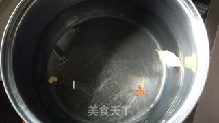 梅菜扣肉(重庆烧白)的做法步骤：2