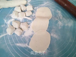 猴头菇韭菜馅煎饺的做法步骤:7