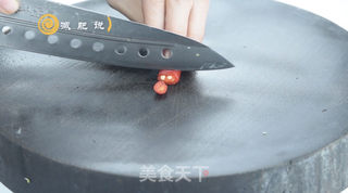 青瓜拌虾仁,简单做热量低的做法步骤:2
