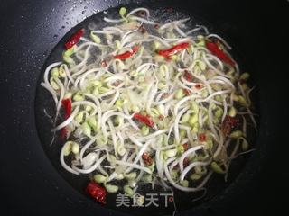 金针菇豆芽炖粉条的做法步骤：5