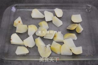 奶香土豆泥的做法步骤:2