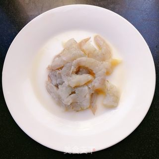 火腿肠虾仁意面的做法步骤:5