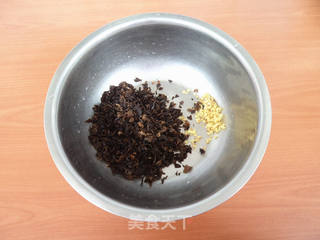 韭菜木耳鸡蛋馅煎饺的做法步骤:5