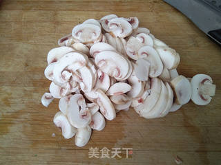 鲍鱼干贝XO酱时蔬沙拉的做法步骤:4