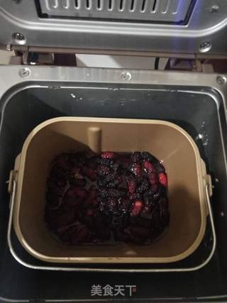 桑葚果酱的做法步骤:2