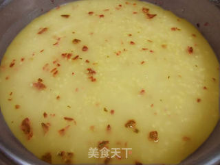 比起赏花,我更想喝美颜养胃的玫瑰冰糖黄小米粥的做法步骤:3