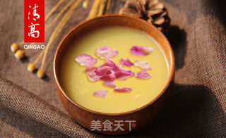 比起赏花,我更想喝美颜养胃的玫瑰冰糖黄小米粥的做法步骤:5