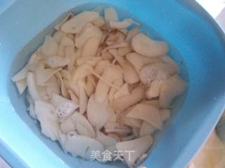 猪肉胡萝卜杏鲍菇水饺的做法步骤:10