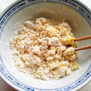 手擀鸡蛋面的做法步骤:2