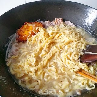 手擀鸡蛋面的做法步骤:16