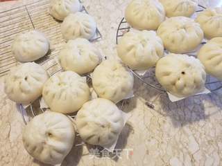 韭菜虾仁猪肉包子的做法步骤:15