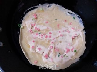 火腿肠葱花鸡蛋饼的做法步骤:11