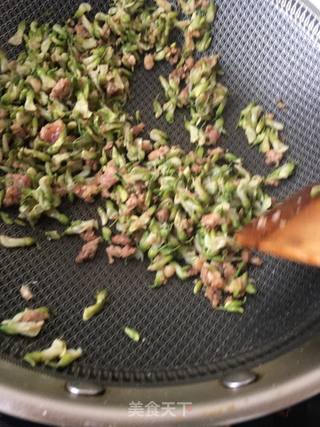 肉末槐花粥的做法步骤:11